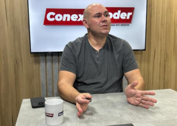 Abilio quer privatizar direção e gestão das escolas em Cuiabá