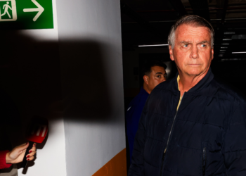 Bolsonaro tem prisão domiciliar decretada: veja a repercussão na imprensa internacional