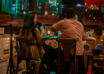 Dia dos Pais impulsiona alta de até 20% em faturamento de restaurantes, diz associação do setor