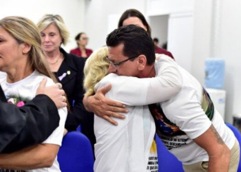 Pai e marido das vítimas sobre pena de 225 anos para assassino: “O juiz foi certeiro, a Justiça foi feita"