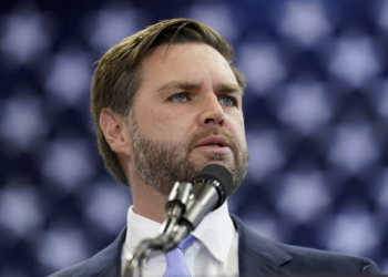 Vice de Trump não vê participação de Zelensky em encontro com Putin como 'produtiva'