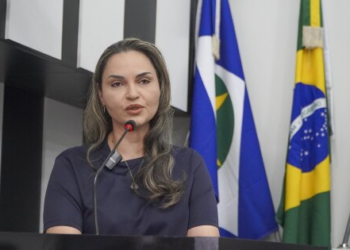 Vânia ameniza desentendimento com Abilio: "Seguimos no mesmo barco"