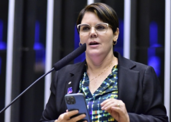 Deputada: Prisão de Bolsonaro é mais um capítulo de uma perseguição política que envergonha o Brasil