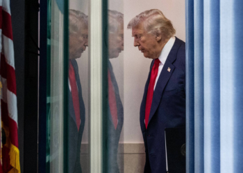 Trump nomeia economista de think tank conservador para liderar agência de estatísticas