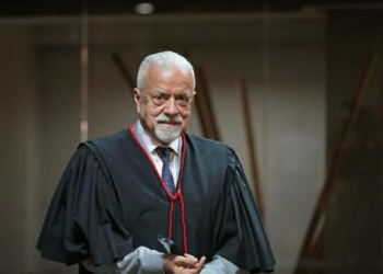 Em despedida do TJ, Bassil falou de paixão por motos; vídeo