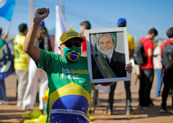 Governo Lula vê espaço em ofensiva de Trump para minar bandeiras eleitorais do bolsonarismo
