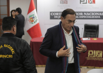 Juiz ordena prisão preventiva de Martín Vizcarra, ex-presidente do Peru