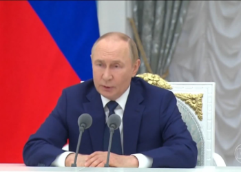 Na véspera de encontrar Trump, Putin demonstra abertura a acordo nuclear com EUA