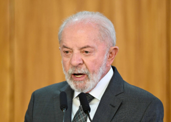 Projeto do governo Lula para regular big techs prevê suspensão de redes apenas por 'descumprimento generalizado'