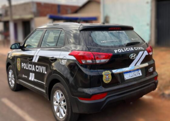 Mãe dá surra na filha de 11 anos e vai pra cadeia