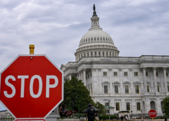 'Shutdown': Congresso não aprova orçamento, e governo dos EUA deve ser paralisado