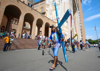 Ação civil pede mais segurança para peregrinos de Aparecida (SP)