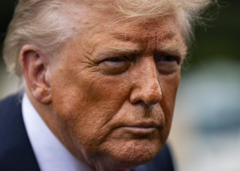 Seis líderes políticos que se mantiveram influentes mesmo depois de condenados 