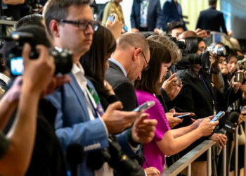 Com apenas 26% de mulheres, setor de jornalismo segue dominado por homens