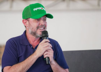 “Mato Grosso precisa valorizar a produção da agricultura familiar local”, defende Hugo Garcia em palestra em Confresa