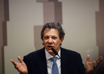 Juro elevado e mobilidade de capital