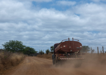 Força-tarefa do CNMP e tribunais de contas mostra falta de água e esgoto em escolas públicas