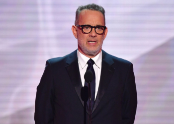 Trump comemora cancelamento de cerimônia de premiação de Tom Hanks