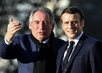 Macron sob pressão após perder mais um primeiro-ministro: entenda a crise política na França