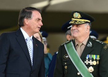 Moraes crava Freire Gomes como pilar antigolpe, mas general já foi suspeito e alvo de bronca do ministro