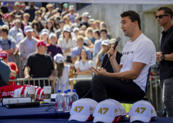 Ninguém entendeu melhor a juventude americana, diz Trump ao lamentar morte de Charlie Kirk
