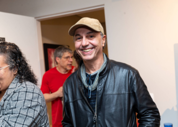 Zeca Baleiro estará em peça inspirada em música de Tom Zé