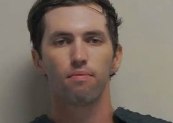 Governador de Utah confirma prisão de atirador que matou ativista pró-Trump