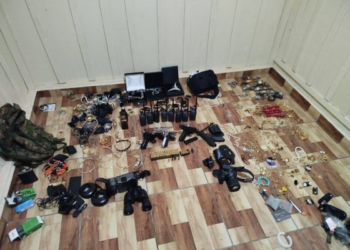 Bandidos assaltam família e morrem em confronto com a PM