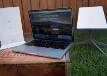 Starlink, de Musk, registrou interrupção que afetou milhares de usuários nesta segunda (15)