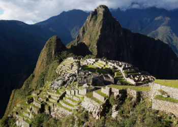 Machu Picchu: 900 turistas ficaram presos na cidade inca após serviço de trem ser suspenso