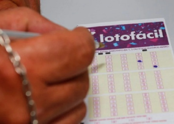 Bolão feito em Cuiabá acerta 15 números e leva R$ 2,1 milhões