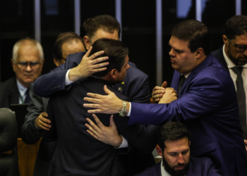 PEC da Blindagem põe Congresso acima da lei