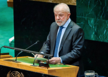 Vexames no palco global: o preço da falta de bússola da diplomacia brasileira