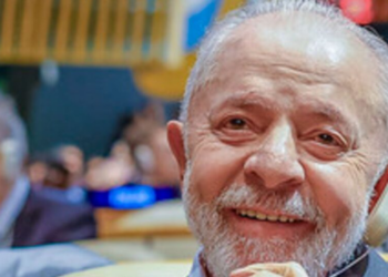 Infeliz é o país que para tudo para ouvir Lula discursar na ONU