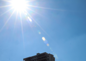 São Paulo tem previsão de recorde de calor na segunda (7), seguido de frio e chuva na terça (8)