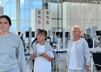 Israel deporta Greta Thunberg e outros 170 ativistas de flotilha