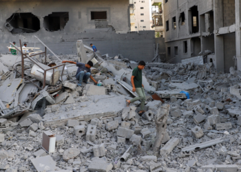 Libertação de reféns, retirada das tropas de Israel em Gaza: entenda os termos do plano de paz de Trump