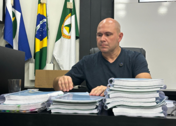 CPI livra CS Mobi de punição e joga decisão sobre romper contrato no colo de Abilio