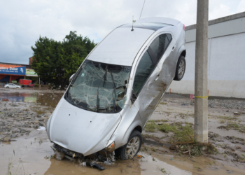 Pelo menos 44 pessoas morrem após chuvas torrenciais no México; VÍDEO