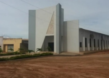 Padre flagrado com noiva de outro homem pode ser transferido de cidade