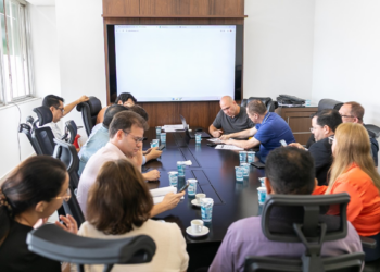 Abílio propõe pagar insalubridade conforme tempo de serviço dos servidores