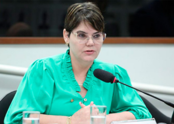 Coronel Fernanda detona presidente da Conafer na CPMI; "é lavagem de dinheiro"