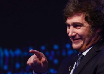 Ciúmes? Filme brasileiro de esquerda diz que sucesso de Milei é “fake news”