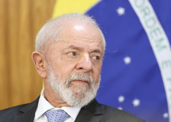 Lula: Que nunca mais venha falar grosso com o Brasil