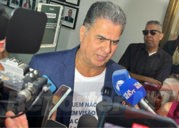 MP quer condenação de Emanuel por criar cabide de empregos na Saúde