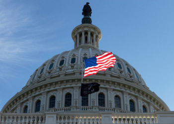 Shutdown: Senado dos EUA pode votar neste domingo projeto para encerrar paralisação do governo