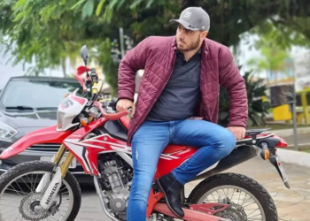 Sobrinho de Bolsonaro é absolvido de acusação de tentativa de feminicídio e condenado a 3 meses de prisão por lesão corporal