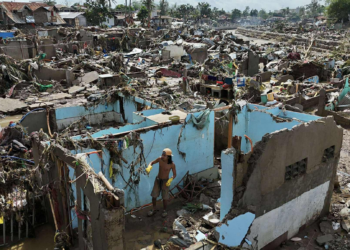Tufão Kalmaegi deixa mais de 90 mortos e rastro de destruição nas Filipinas