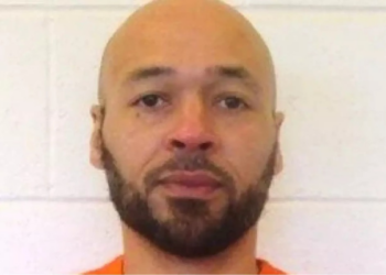 Condenado à morte ganha perdão horas antes da execução nos Estados Unidos