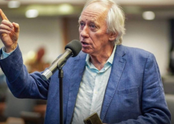 Tiro, porrada e bomba não resolvem situação no Rio, diz deputado